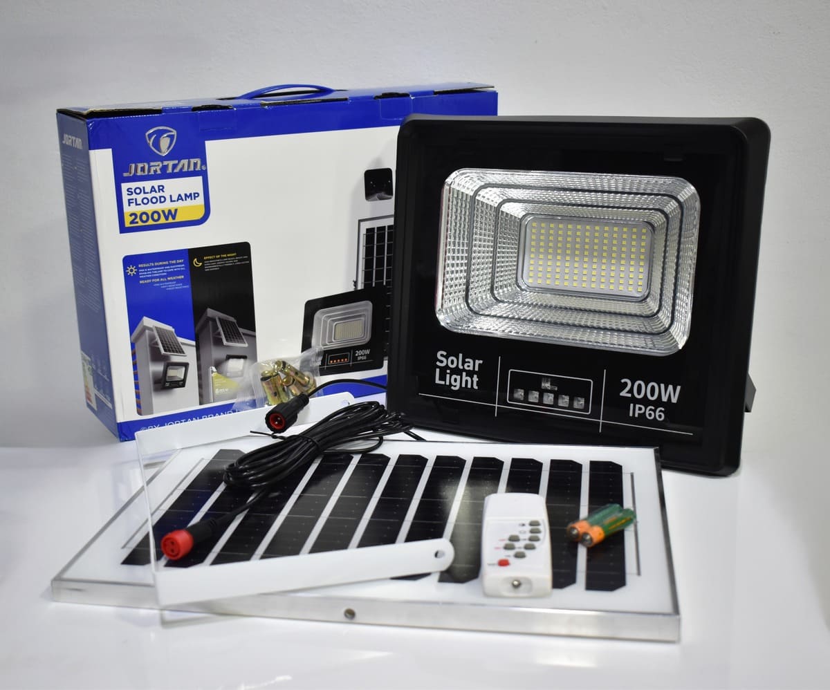 Kit Reflector LED 200W, Panel Solar y Control Remoto Con Temporizador - Jortan